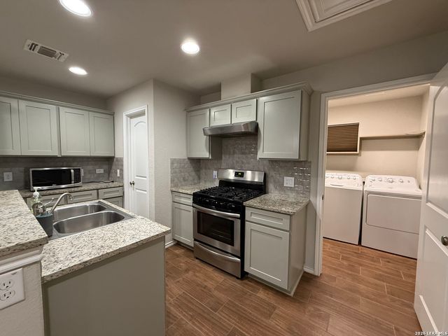 1615 Nolan, San Antonio, TX 78202
