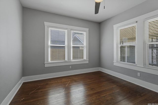 919 Saint James, San Antonio, TX 78202