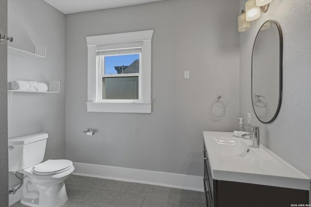 919 Saint James, San Antonio, TX 78202