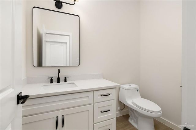 3424 E McGrady Street, Edinburg, TX 78542