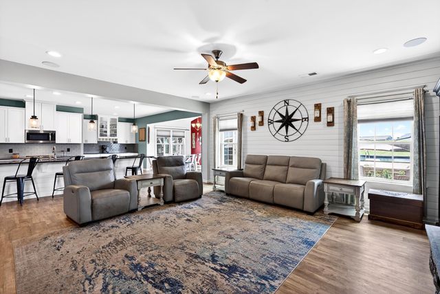 414 Cloverland Lane, Duncan, SC 29334