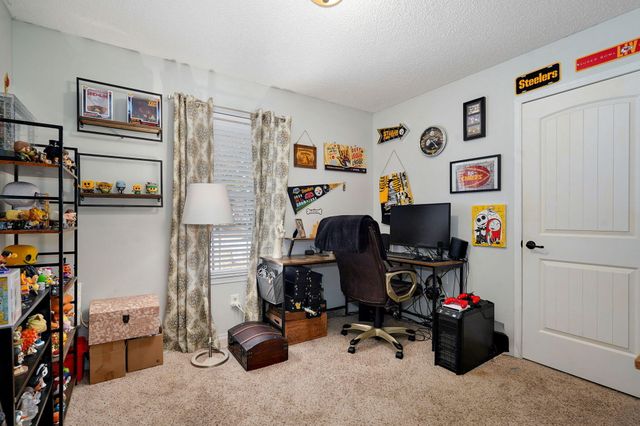 705 South Rice Street, Nixa, MO 65714