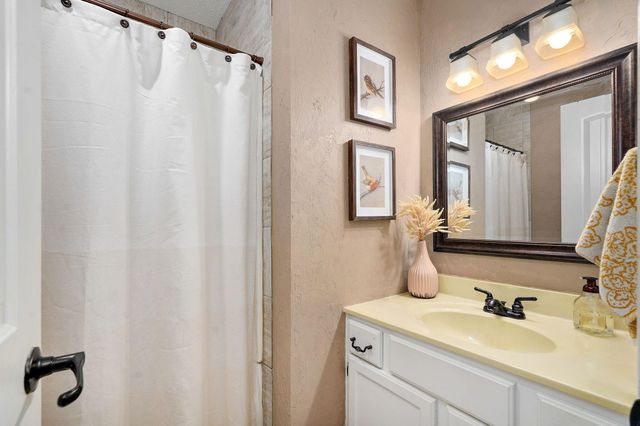 705 South Rice Street, Nixa, MO 65714