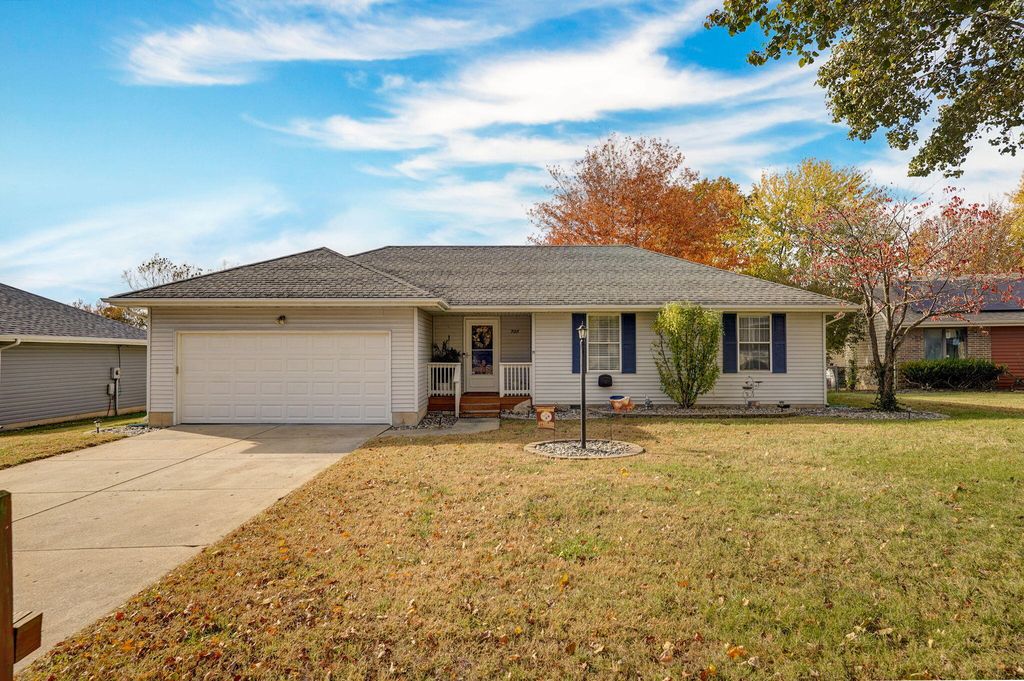 705 South Rice Street, Nixa, MO 65714
