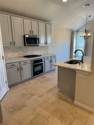 909 White Porch Avenue, Forney, TX 75126