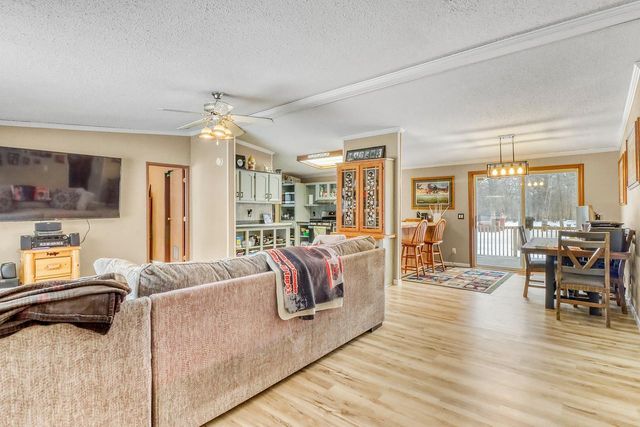 6920 2nd Street N, Moorhead, MN 56560