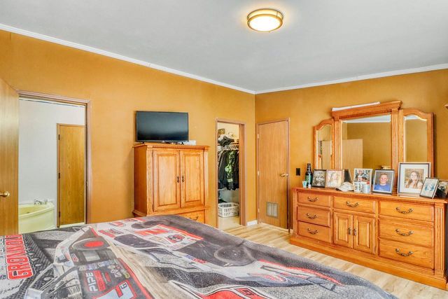 6920 2nd Street N, Moorhead, MN 56560