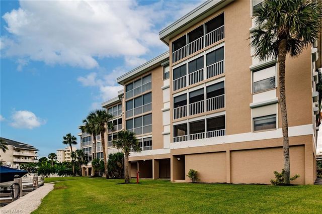 900 Collier CT 406, Marco Island, FL 34145