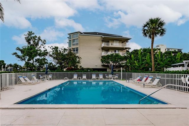 900 Collier CT 406, Marco Island, FL 34145