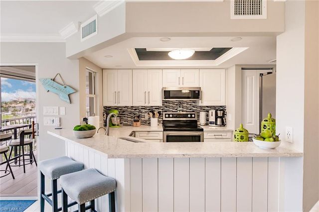 900 Collier CT 406, Marco Island, FL 34145