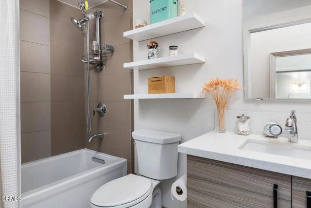 2428 E Del Mar Boulevard 207, Pasadena, CA 91107