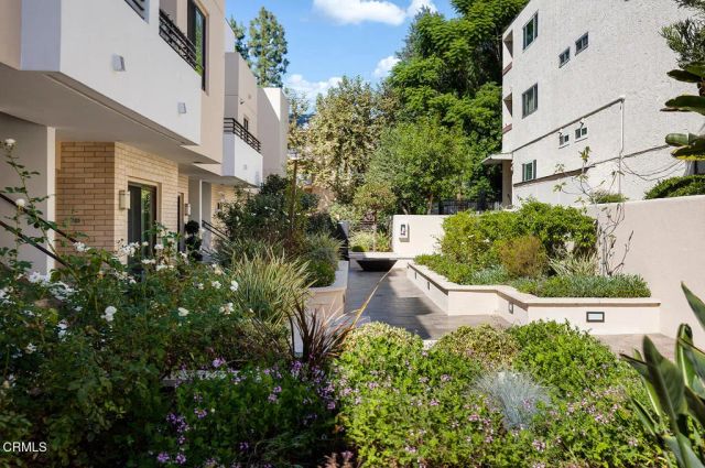 2428 E Del Mar Boulevard 207, Pasadena, CA 91107