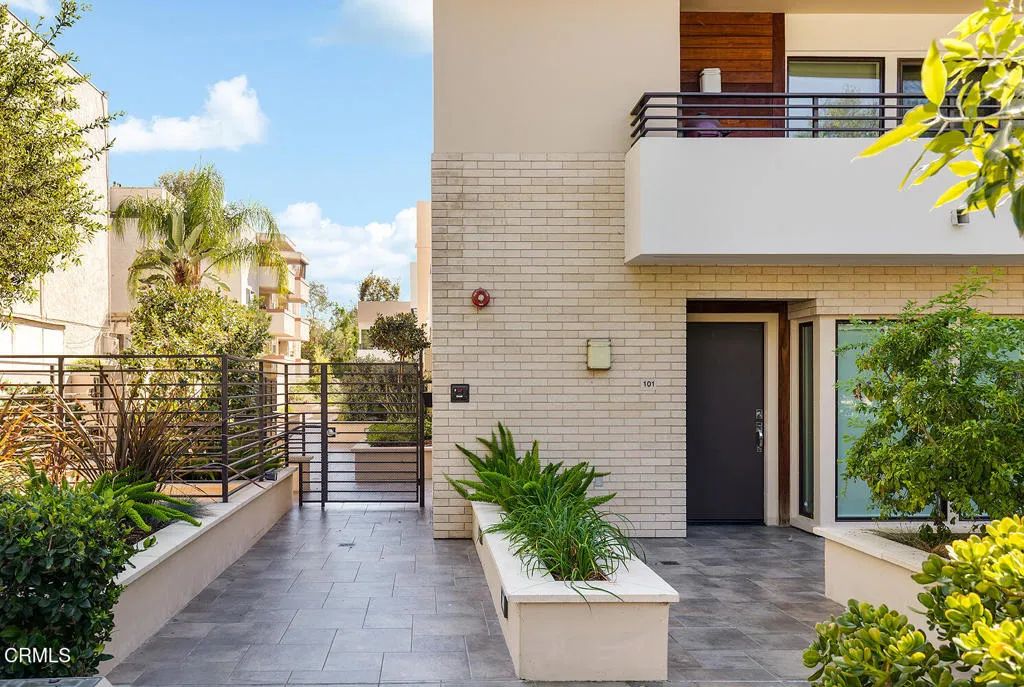 2428 E Del Mar Boulevard 207, Pasadena, CA 91107