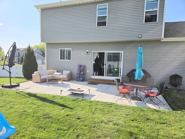 6614 Wolf Hollow Road, Windsor, WI 53598