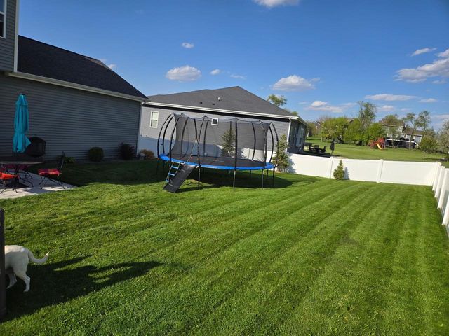 6614 Wolf Hollow Road, Windsor, WI 53598