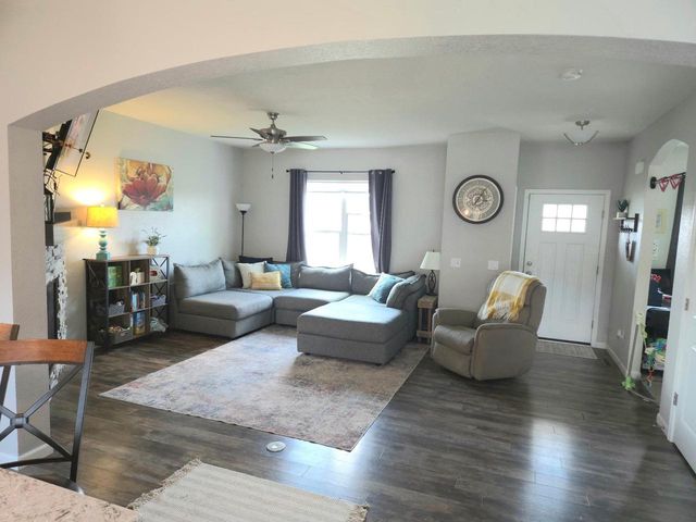6614 Wolf Hollow Road, Windsor, WI 53598