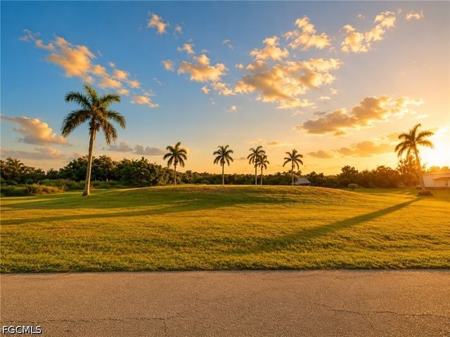 7655 Barrancas AVE, Bokeelia, FL 33922