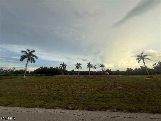 7655 Barrancas AVE, Bokeelia, FL 33922
