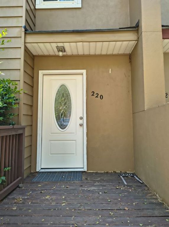 220 Charleston Avenue, Clemson, SC 29631