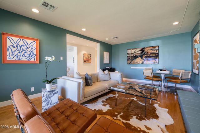 517 W HOLLY Street, Phoenix, AZ 85003