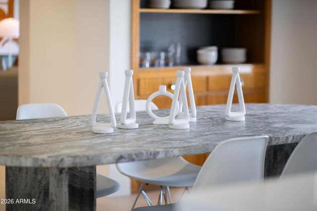 517 W HOLLY Street, Phoenix, AZ 85003