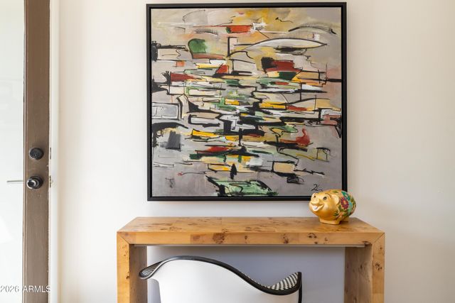 517 W HOLLY Street, Phoenix, AZ 85003