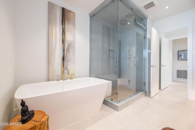 517 W HOLLY Street, Phoenix, AZ 85003