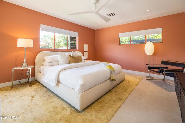 517 W HOLLY Street, Phoenix, AZ 85003