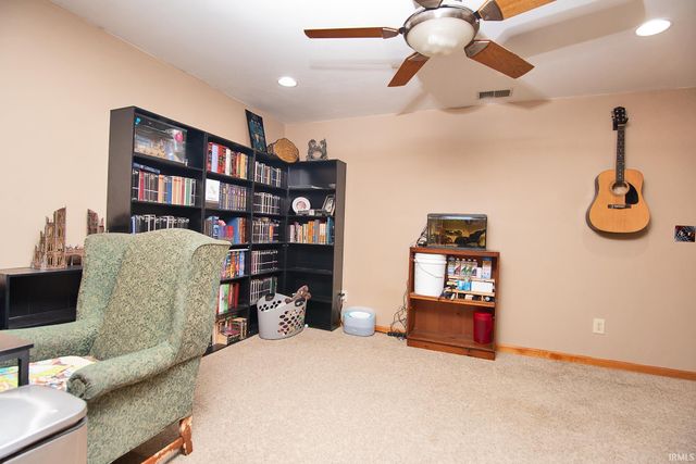 5420 Holly Oak Road, Fort Wayne, IN 46845