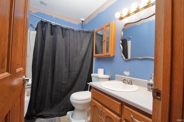5420 Holly Oak Road, Fort Wayne, IN 46845