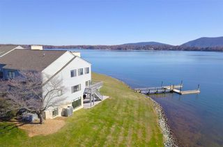270 Peninsula Point DR A, Moneta, VA 24121