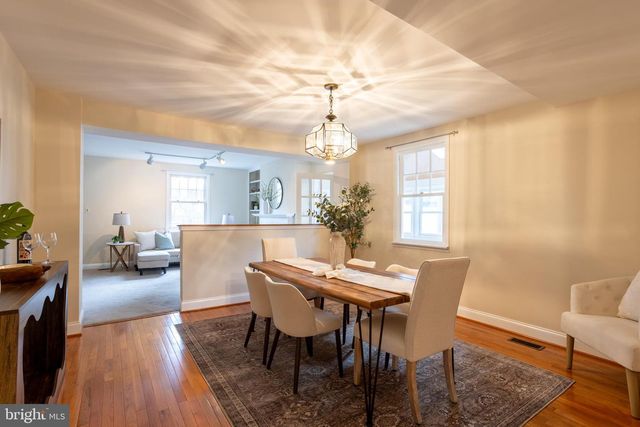 2012 CEDAR CIRCLE DR, Catonsville, MD 21228