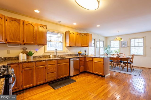 2012 CEDAR CIRCLE DR, Catonsville, MD 21228