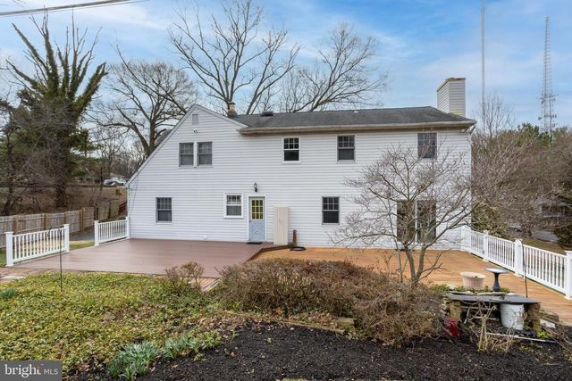 2012 CEDAR CIRCLE DR, Catonsville, MD 21228