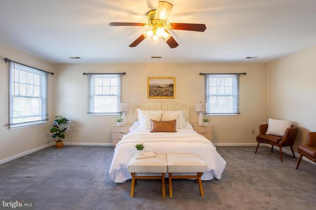 2012 CEDAR CIRCLE DR, Catonsville, MD 21228