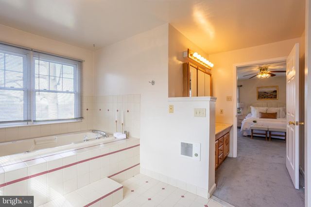 2012 CEDAR CIRCLE DR, Catonsville, MD 21228