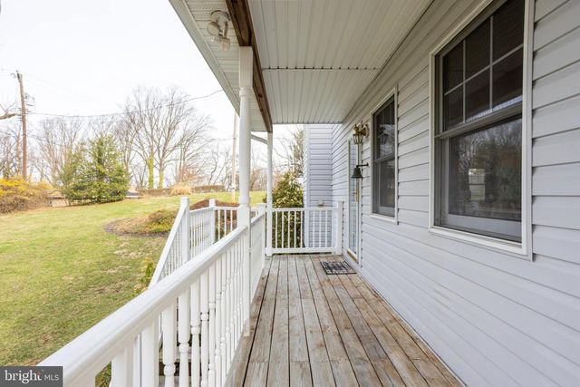 2012 CEDAR CIRCLE DR, Catonsville, MD 21228