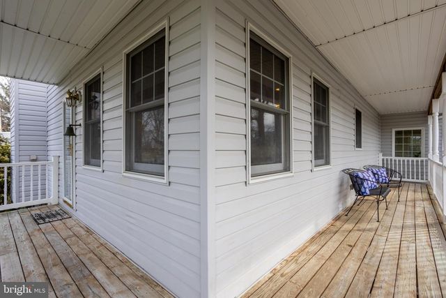 2012 CEDAR CIRCLE DR, Catonsville, MD 21228