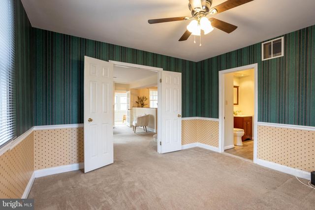 2012 CEDAR CIRCLE DR, Catonsville, MD 21228