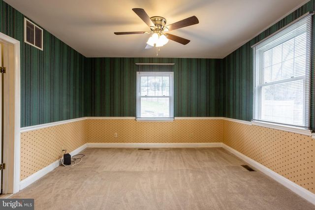 2012 CEDAR CIRCLE DR, Catonsville, MD 21228