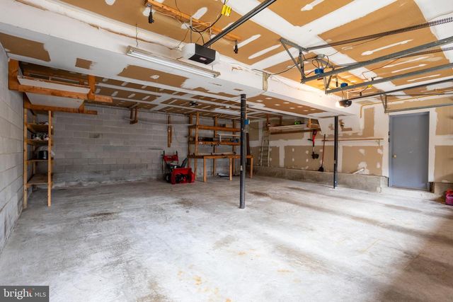 2012 CEDAR CIRCLE DR, Catonsville, MD 21228