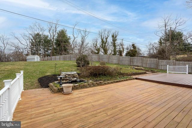 2012 CEDAR CIRCLE DR, Catonsville, MD 21228