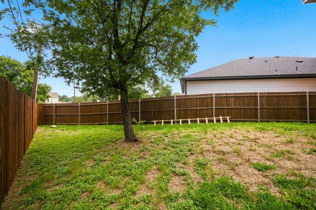713 Exeter Street, Fort Worth, TX 76104