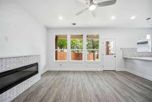 713 Exeter Street, Fort Worth, TX 76104