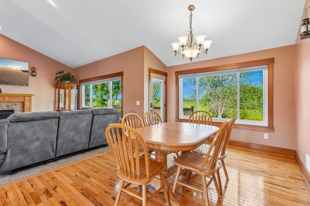 22865 Zion Parkway NW, Oak Grove, MN 55005