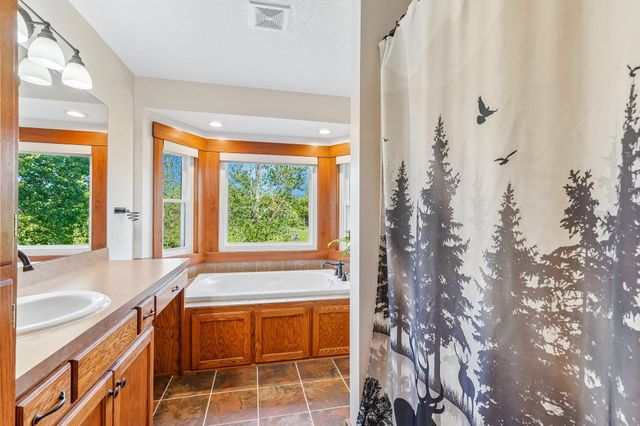 22865 Zion Parkway NW, Oak Grove, MN 55005