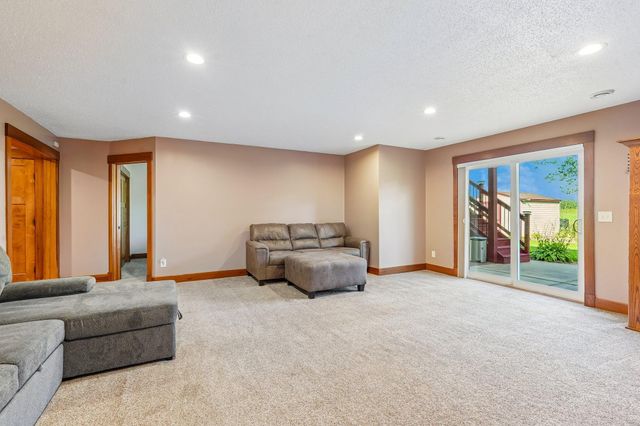 22865 Zion Parkway NW, Oak Grove, MN 55005
