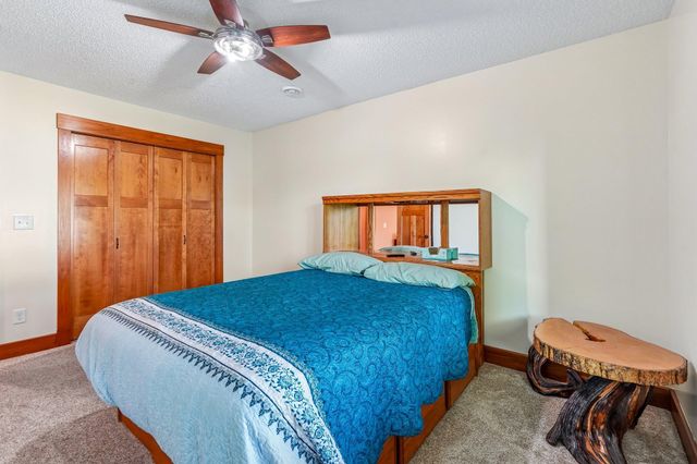 22865 Zion Parkway NW, Oak Grove, MN 55005