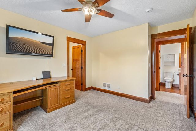 22865 Zion Parkway NW, Oak Grove, MN 55005
