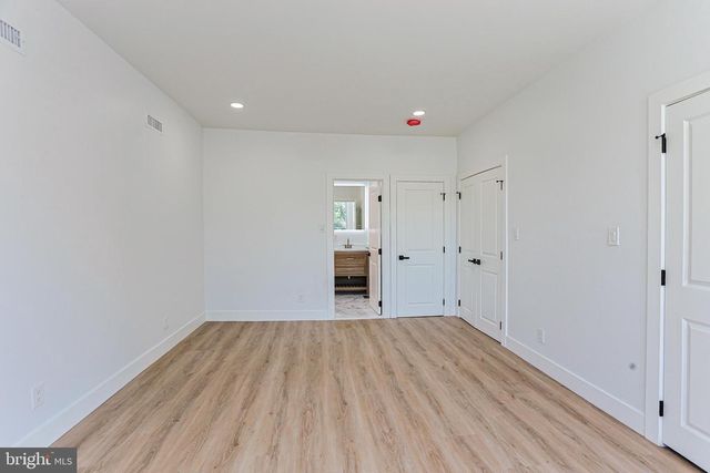 7415 SPRAGUE ST, Philadelphia, PA 19119